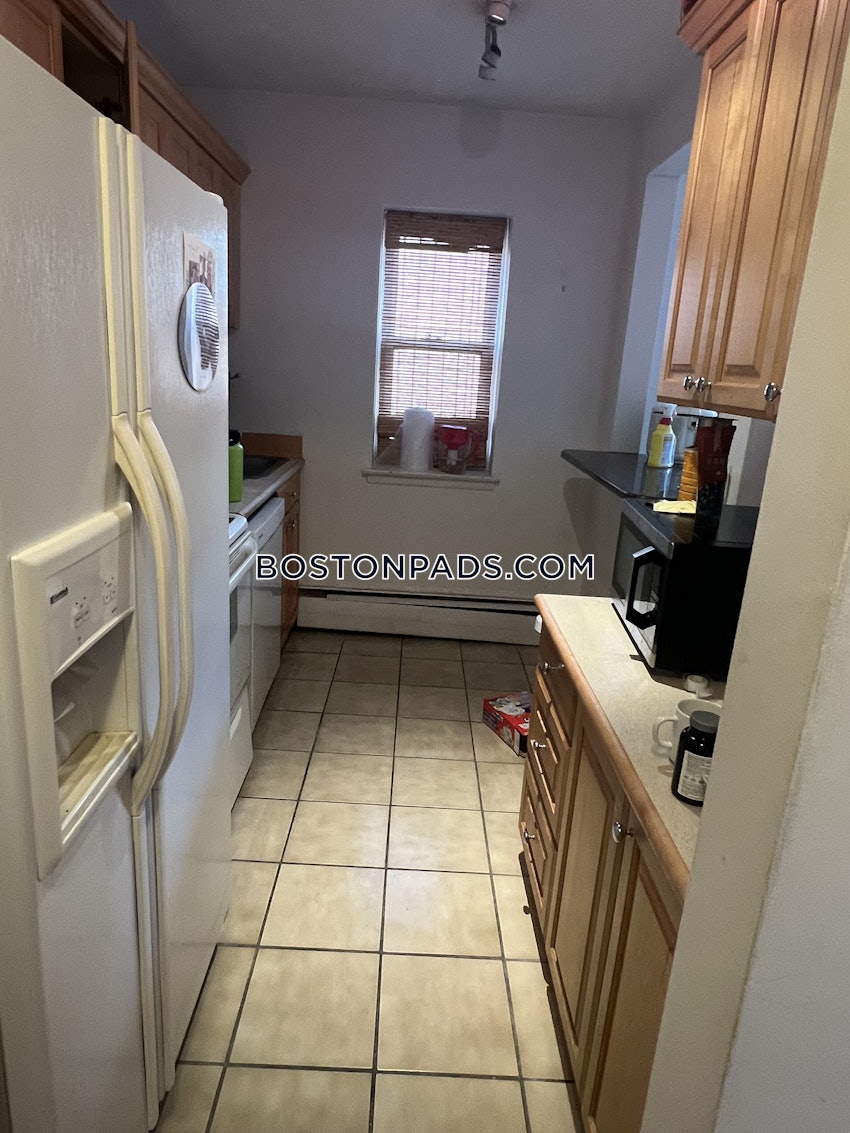 BROOKLINE- COOLIDGE CORNER - 1 Bed, 1 Bath - Image 13