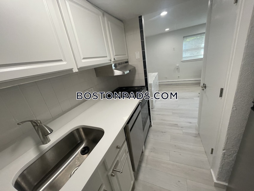 BOSTON - BRIGHTON- WASHINGTON ST./ ALLSTON ST. - Studio , 1 Bath - Image 3