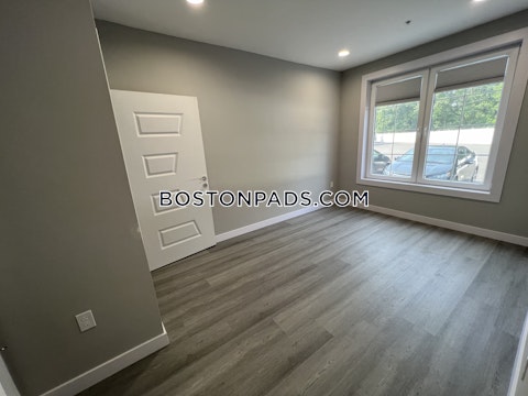 Highland Ave. Randolph photo 14