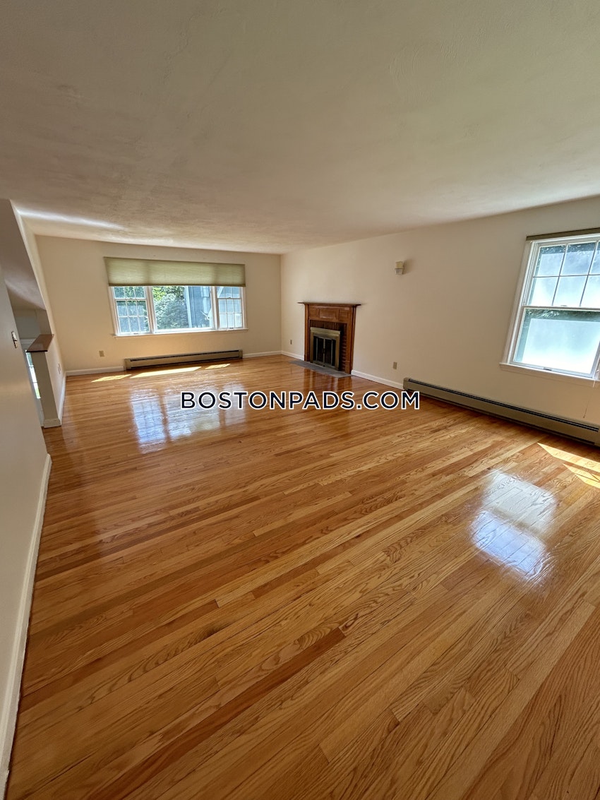 BOSTON - JAMAICA PLAIN - ARBORETUM - 3 Beds, 3.5 Baths - Image 16