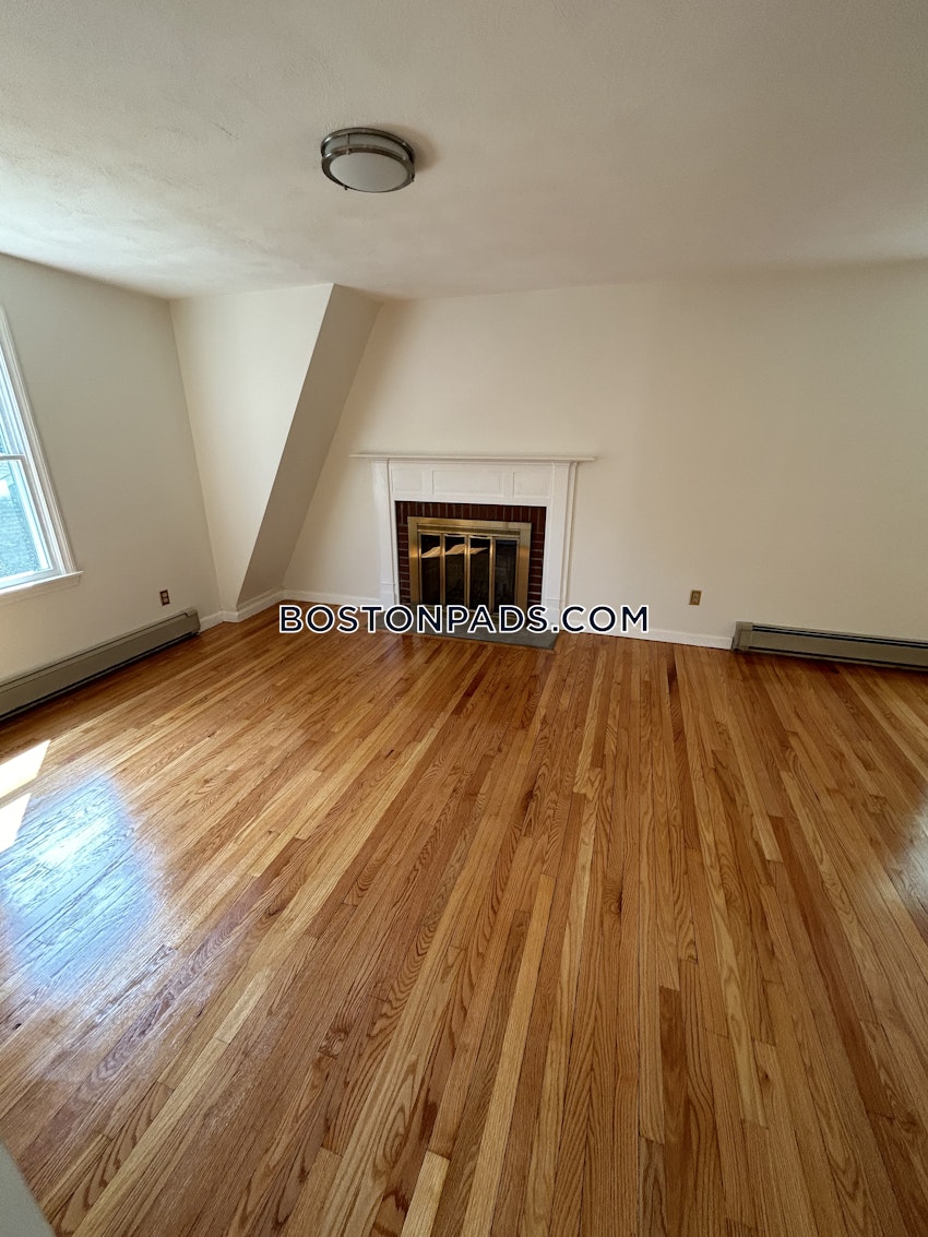 BOSTON - JAMAICA PLAIN - ARBORETUM - 3 Beds, 3.5 Baths - Image 8