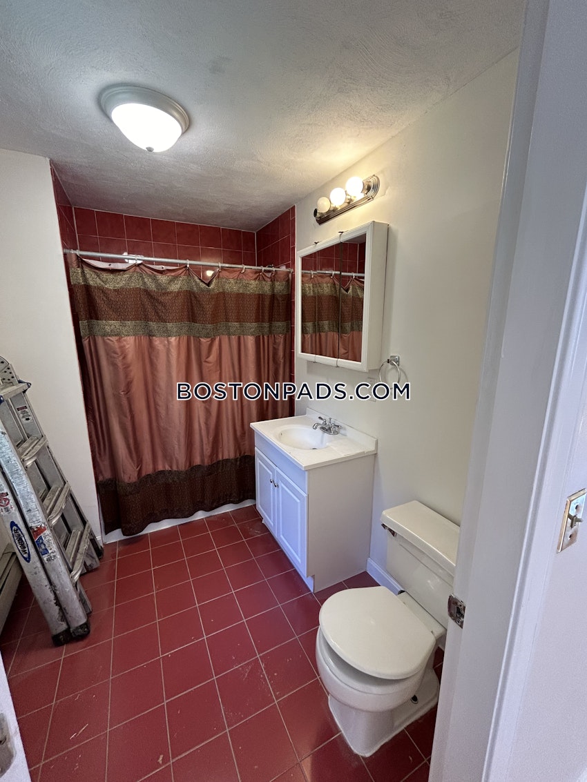 BOSTON - JAMAICA PLAIN - ARBORETUM - 3 Beds, 3.5 Baths - Image 21