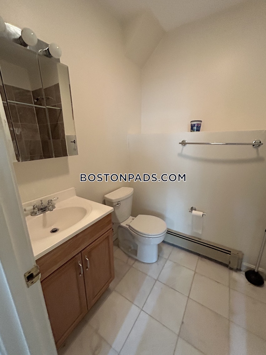 BOSTON - JAMAICA PLAIN - ARBORETUM - 3 Beds, 3.5 Baths - Image 19