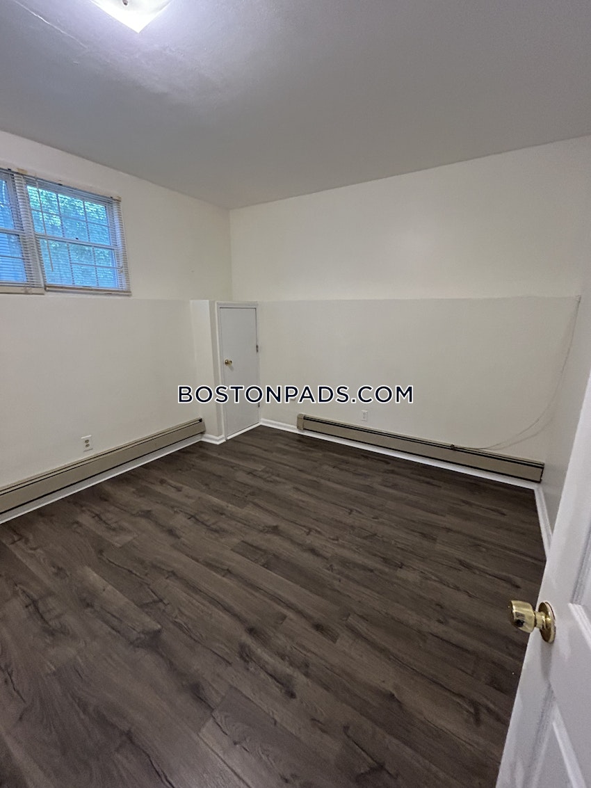 BOSTON - JAMAICA PLAIN - ARBORETUM - 3 Beds, 3.5 Baths - Image 1