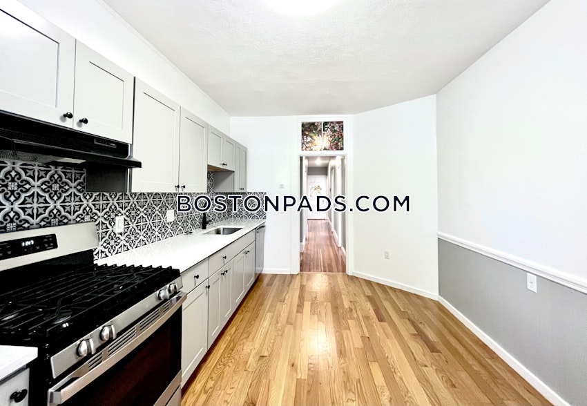 BROOKLINE - BROOKLINE HILLS - 3 Beds, 1 Bath - Image 13