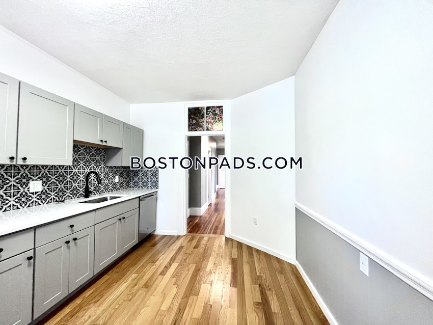 BROOKLINE - BROOKLINE HILLS - 3 Beds, 1 Bath - Image 12