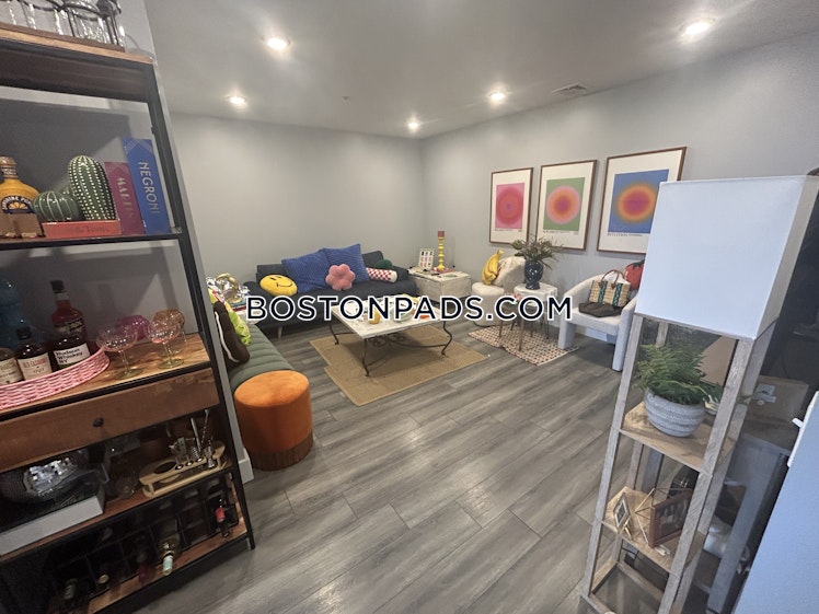 West 5th St., Boston