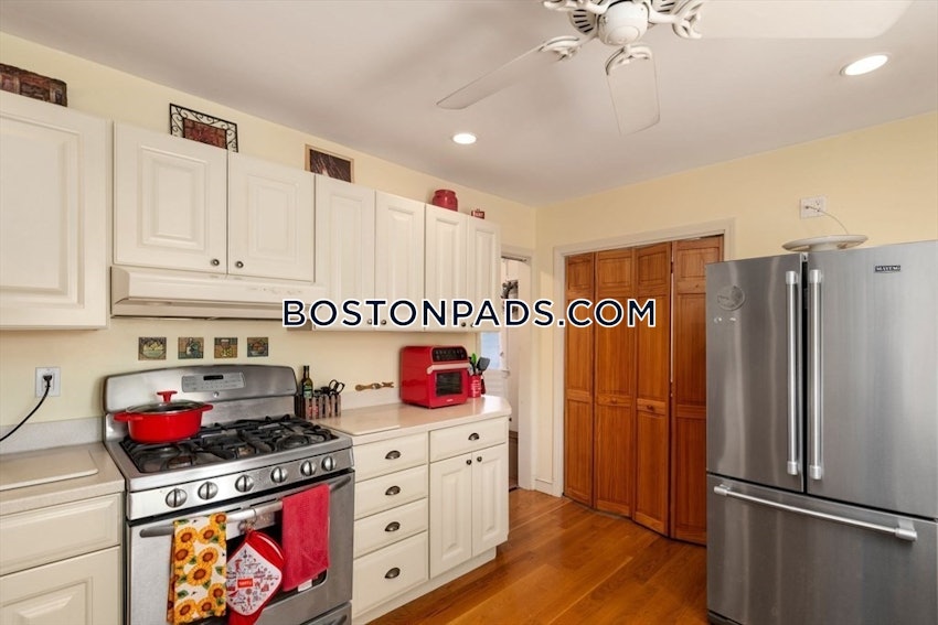 BOSTON - BRIGHTON - BRIGHTON CENTER - 3 Beds, 1 Bath - Image 4