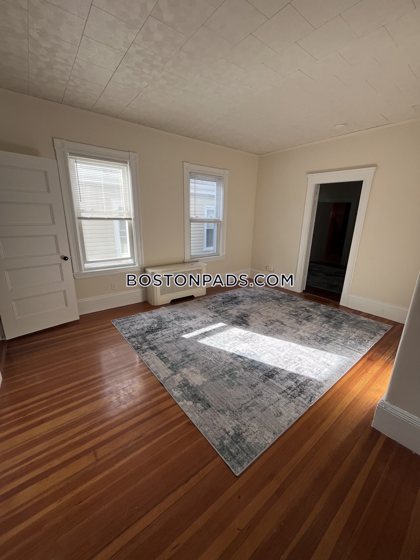 SOMERVILLE - TUFTS - 2 Beds, 2 Baths - Image 16