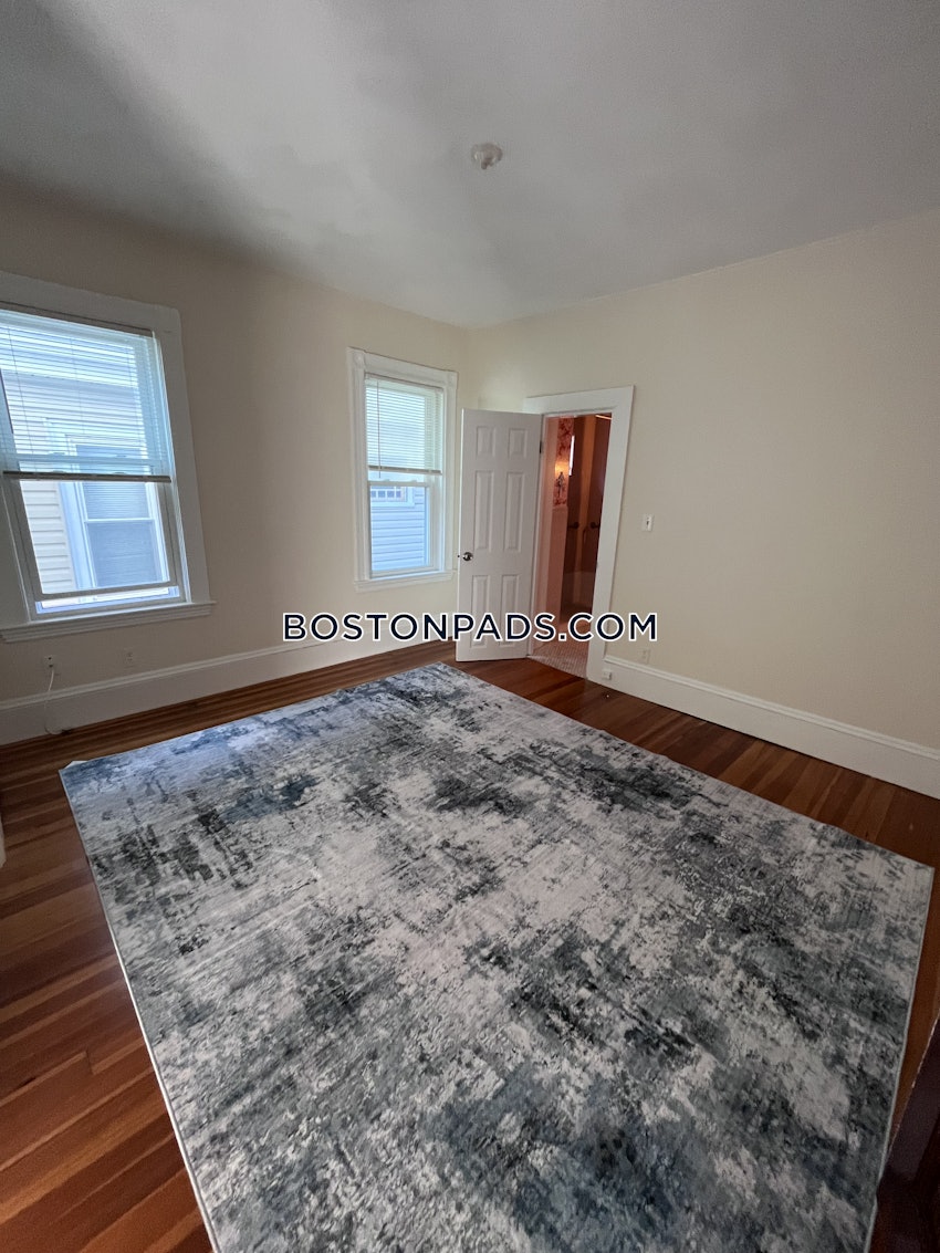 SOMERVILLE - TUFTS - 2 Beds, 2 Baths - Image 15