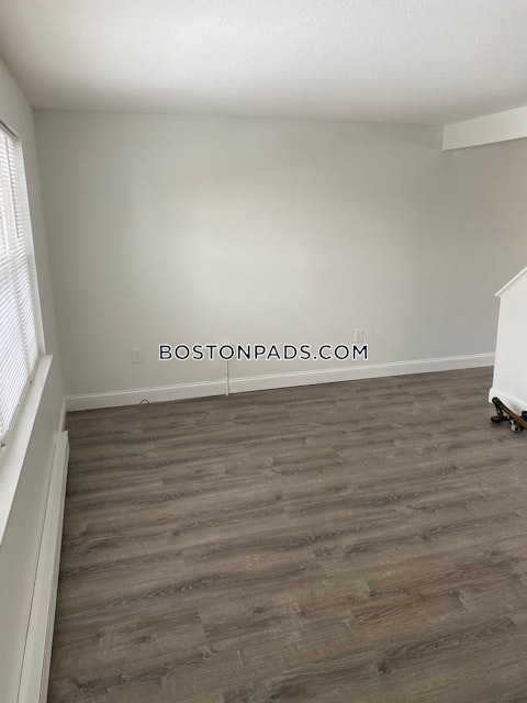 West St. Leominster photo 3