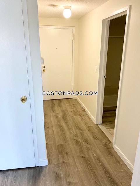 Princeton St. Leominster photo 2