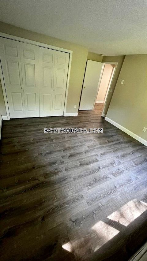 Princeton St. Leominster photo 6