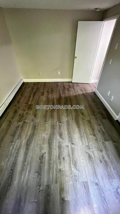 Princeton St. Leominster photo 5