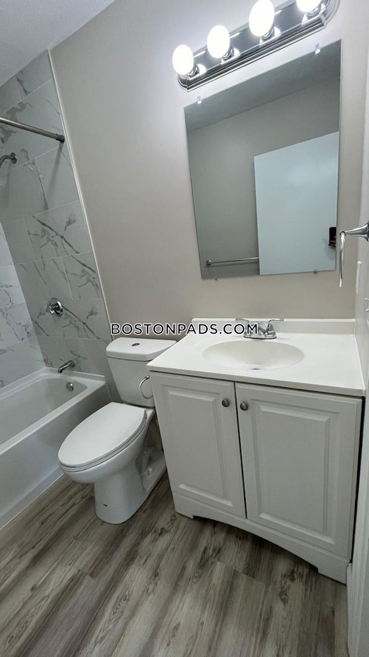 Thompson Rd., Webster