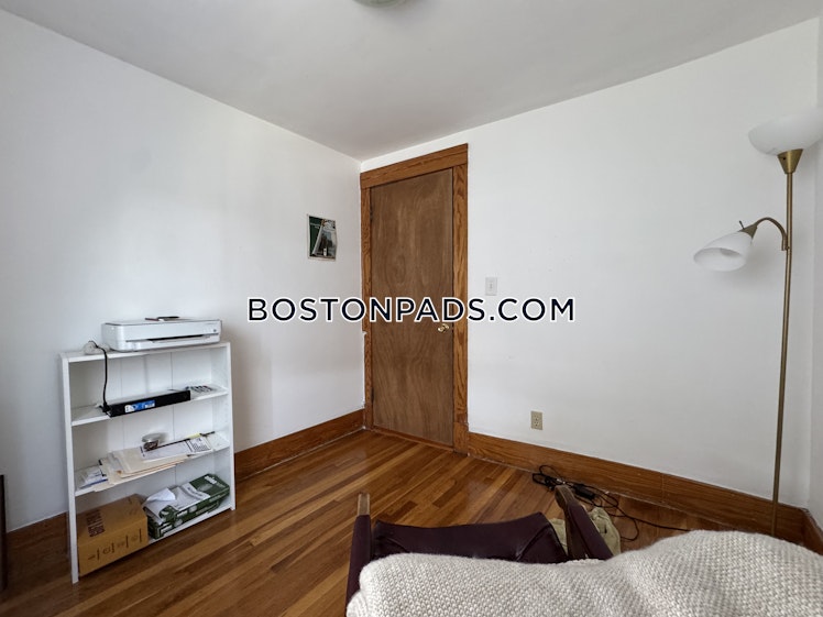 South Crescent Circuit, Boston