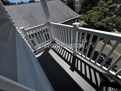 Cedar St. Cambridge photo 2