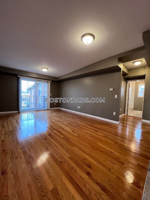 Stevens St. Lowell photo 10