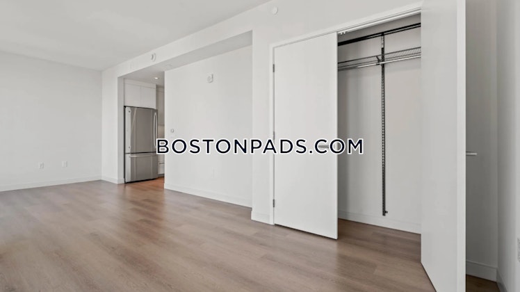 Lomasney Way., Boston