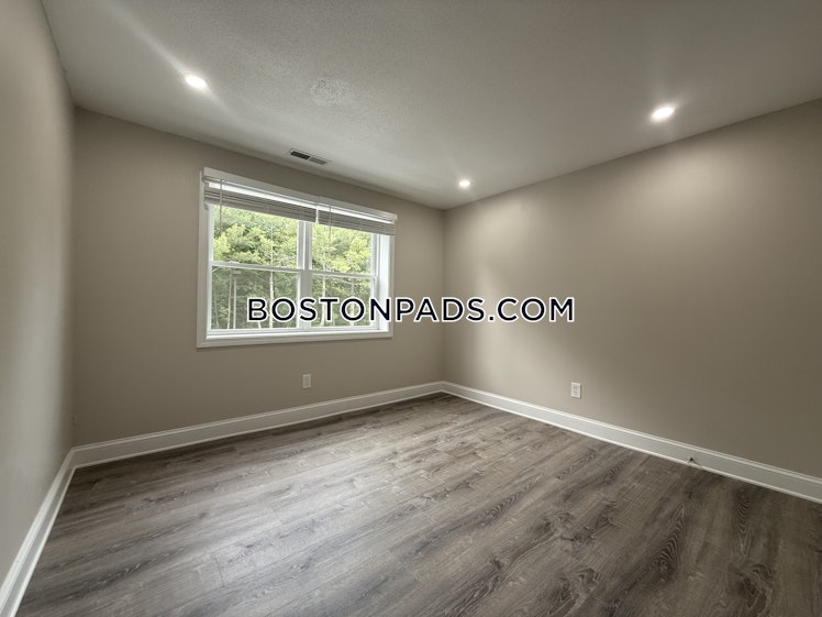 Kenmar Dr., Billerica