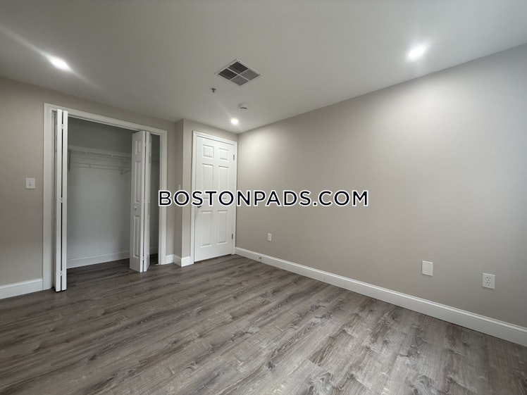 Kenmar Dr., Billerica