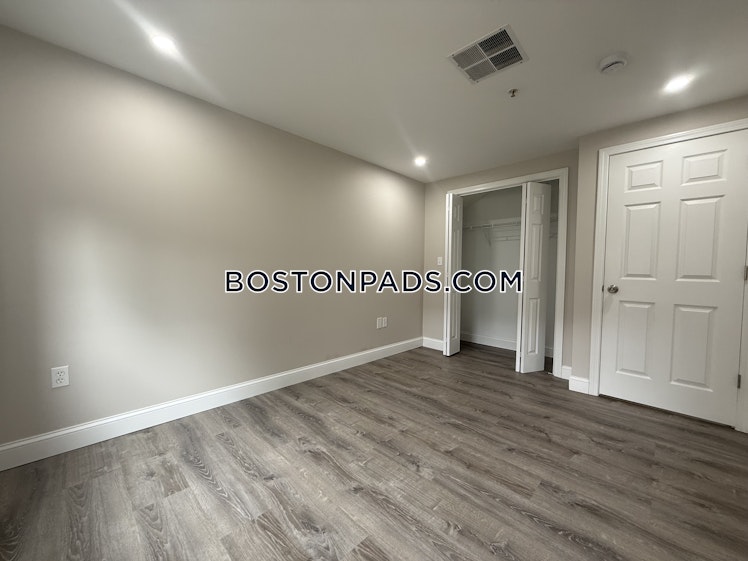 Kenmar Dr., Billerica