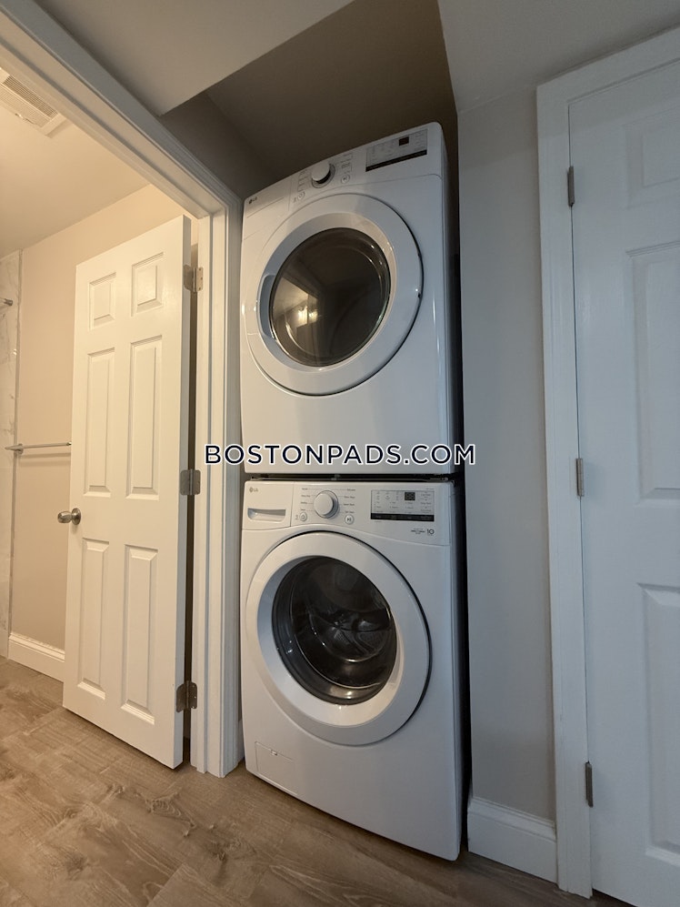 Kenmar Dr., Billerica