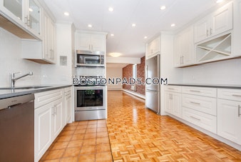 Harris St. Brookline