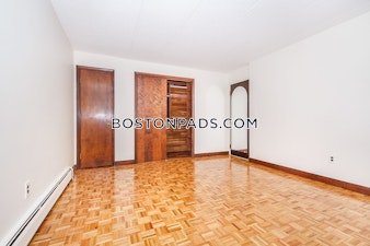 Harris St. Brookline