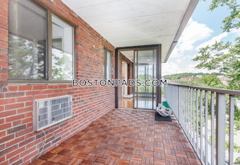 Harris St. Brookline