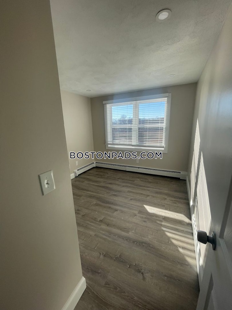 Kenmar Dr., Billerica