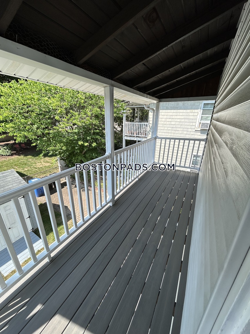 BELMONT - 2 Beds, 1 Bath - Image 5