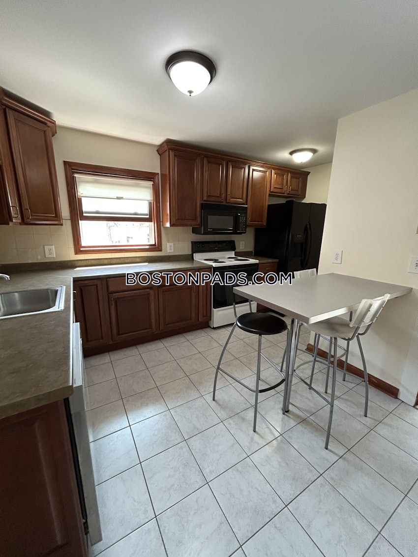 BELMONT - 2 Beds, 1 Bath - Image 2