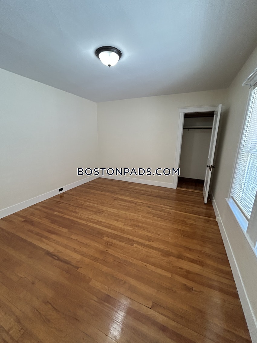 BELMONT - 2 Beds, 1 Bath - Image 18