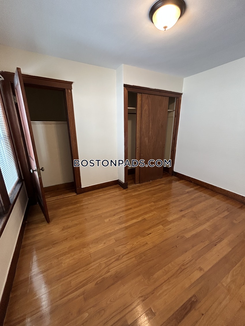 BELMONT - 2 Beds, 1 Bath - Image 6