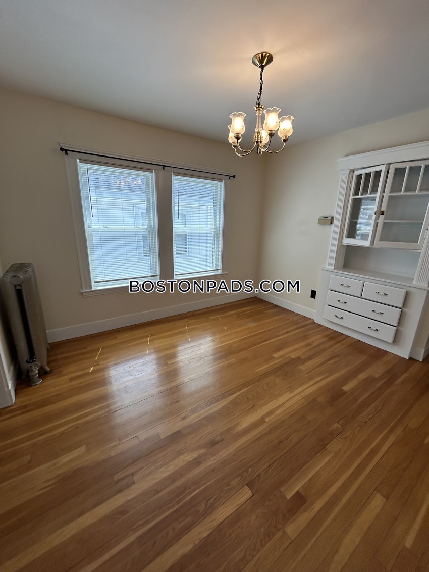 BELMONT - 2 Beds, 1 Bath - Image 21