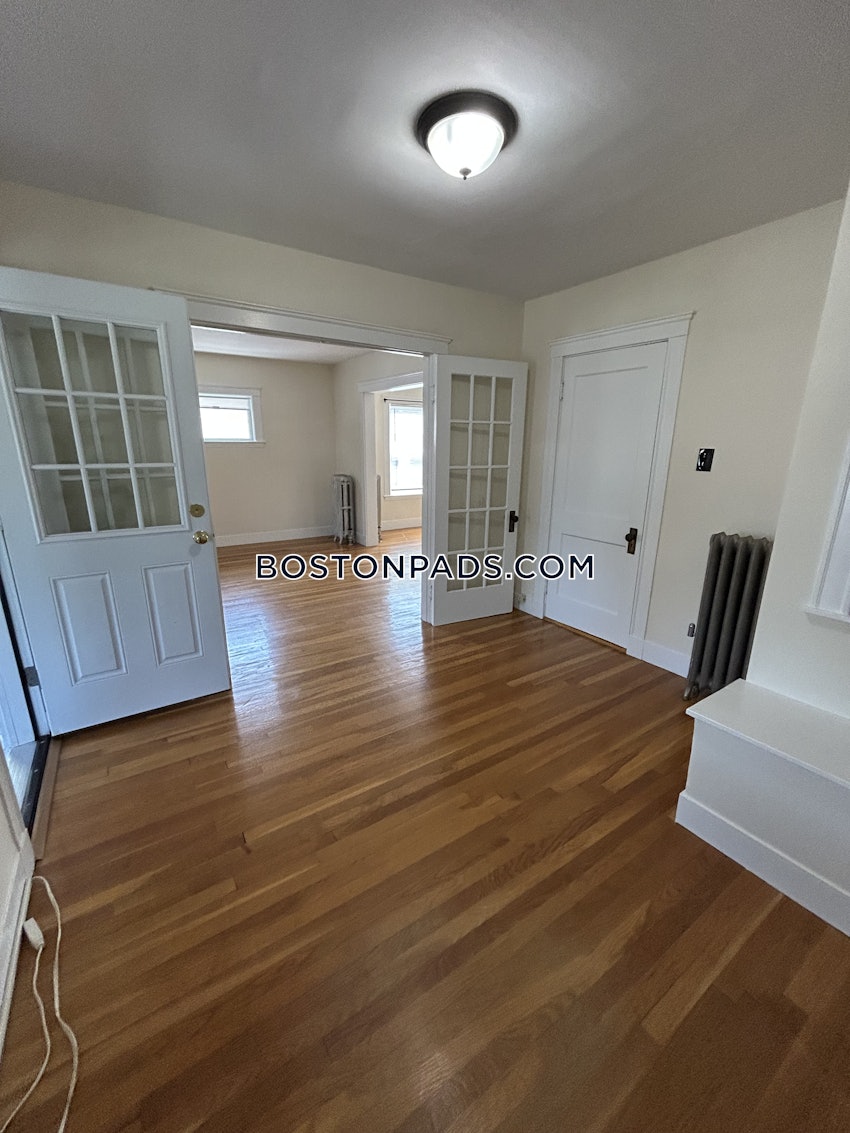 BELMONT - 2 Beds, 1 Bath - Image 26