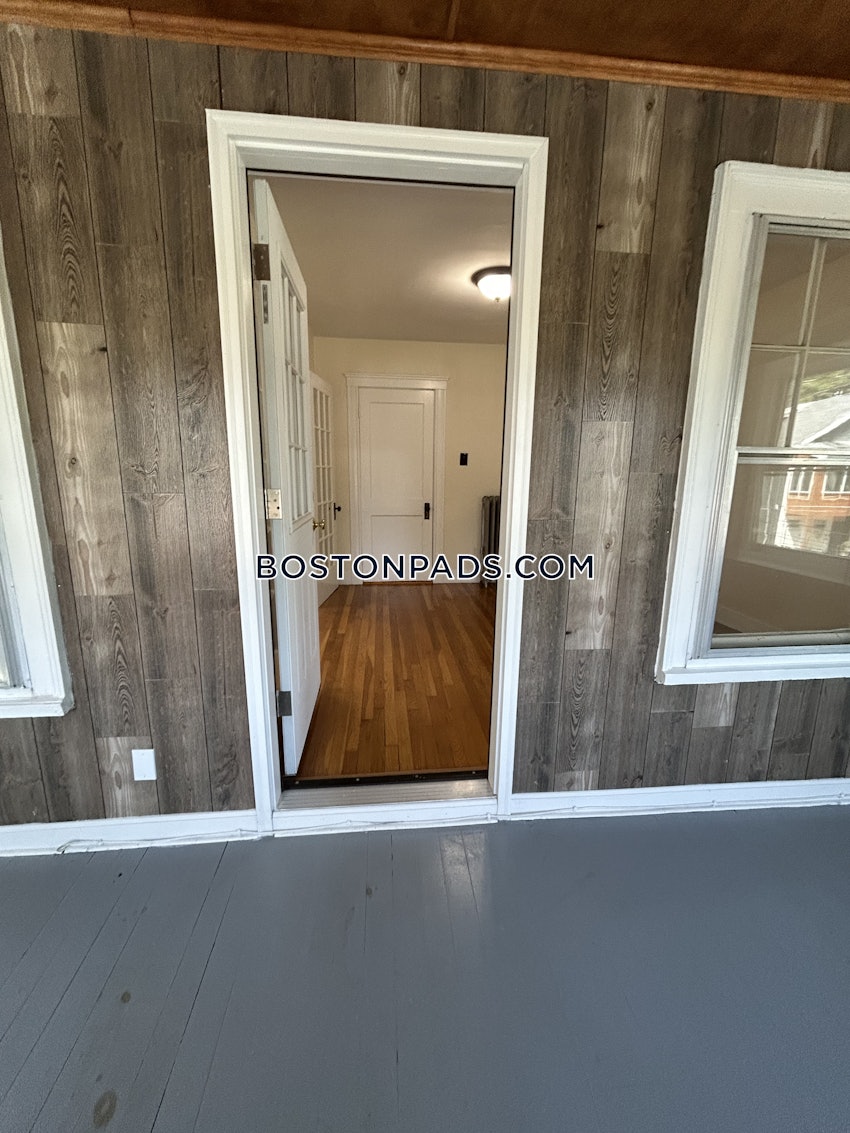 BELMONT - 2 Beds, 1 Bath - Image 25