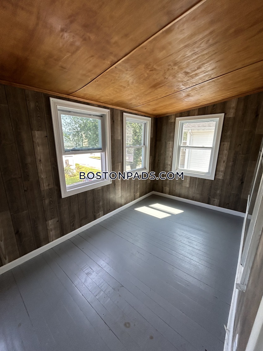 BELMONT - 2 Beds, 1 Bath - Image 23