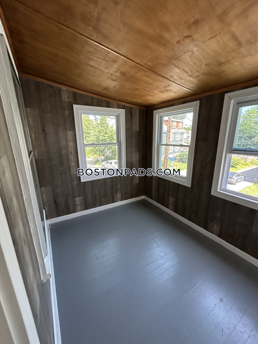 BELMONT - 2 Beds, 1 Bath - Image 22