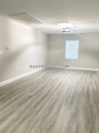 North Main St. Fall River