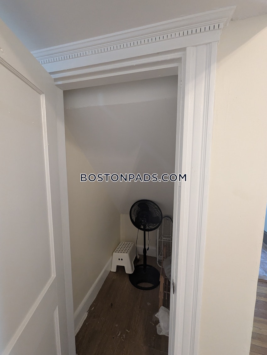 BOSTON - DORCHESTER - FIELDS CORNER - 4 Beds, 2 Baths - Image 13