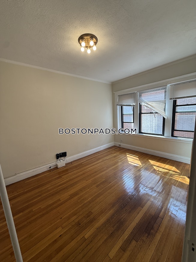 Malden - $1,800+ /mo