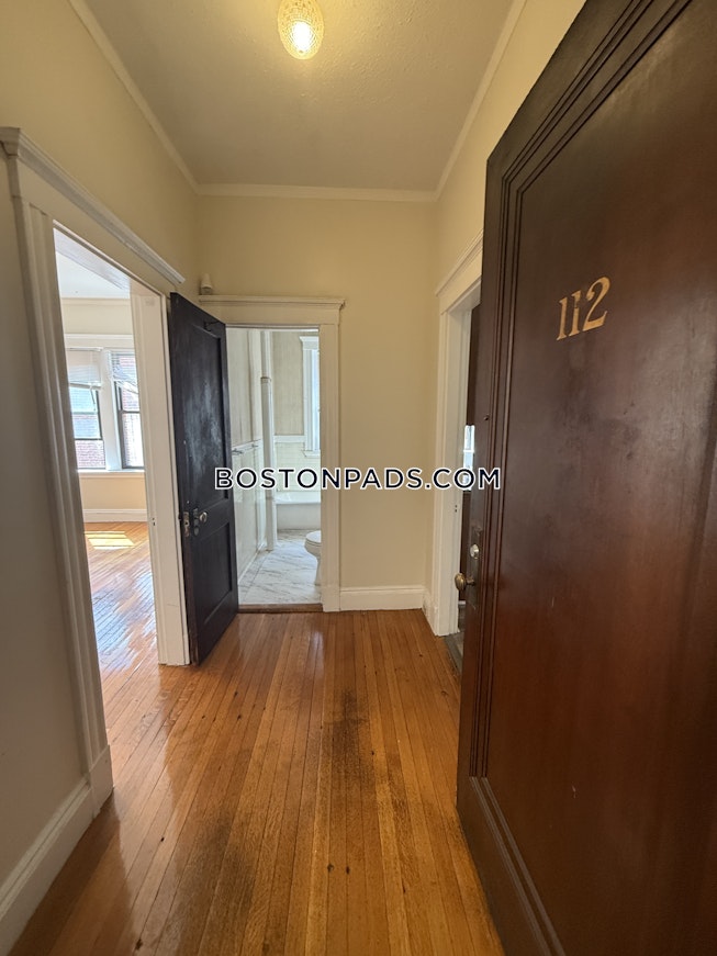 Malden - $1,800+ /mo