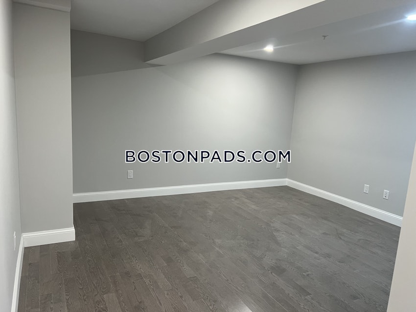 HARWICH - 2 Beds, 1 Bath - Image 5