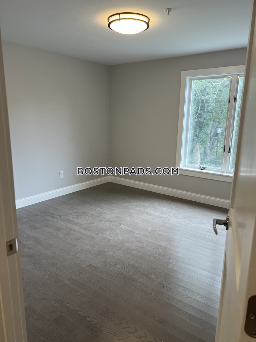 HARWICH - 2 Beds, 1 Bath - Image 3