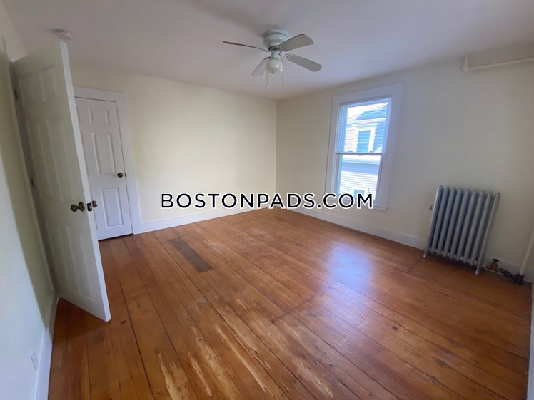 Eastburn St., Boston