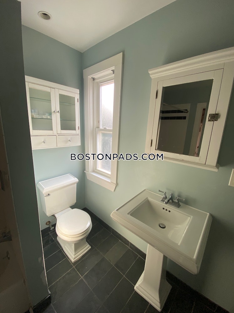 Eastburn St., Boston