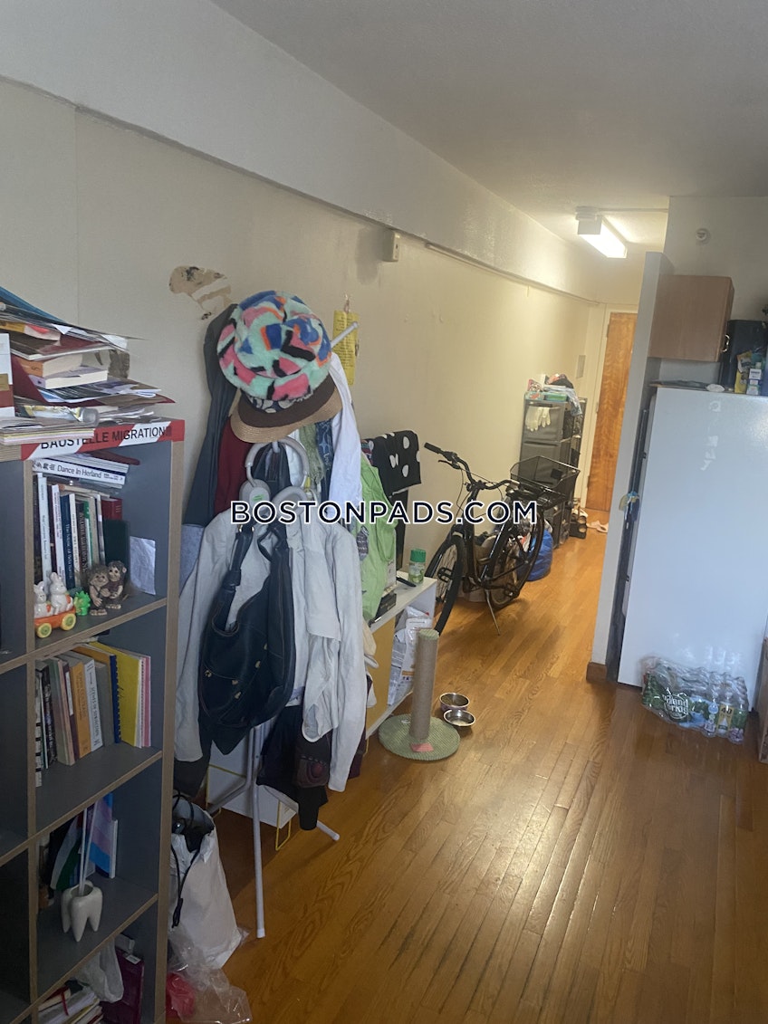 Boston - $2,200+ /month