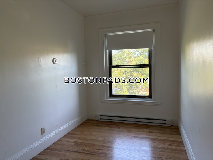 Beacon St., Brookline